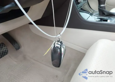 2015 Volkswagen Touareg V6 Sport z USA, uszkodzony, nr VIN WVGEF9BP3FD002261